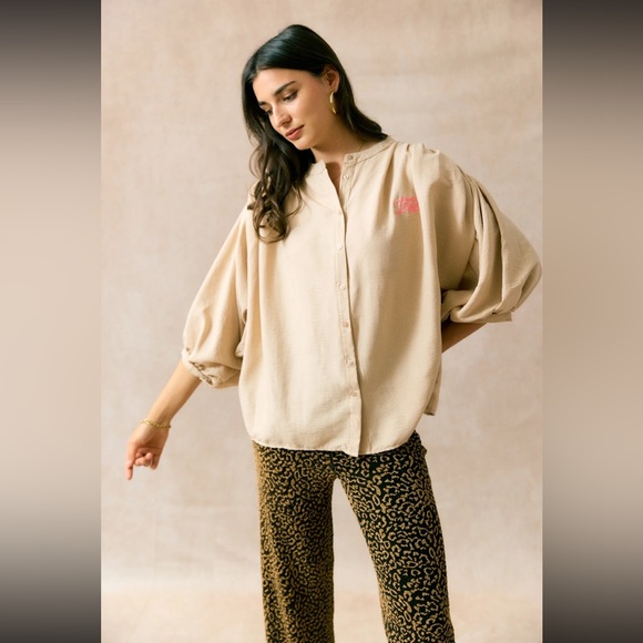 From Paris! fabulous Chic Button Down Blouse - Picture 4 of 6